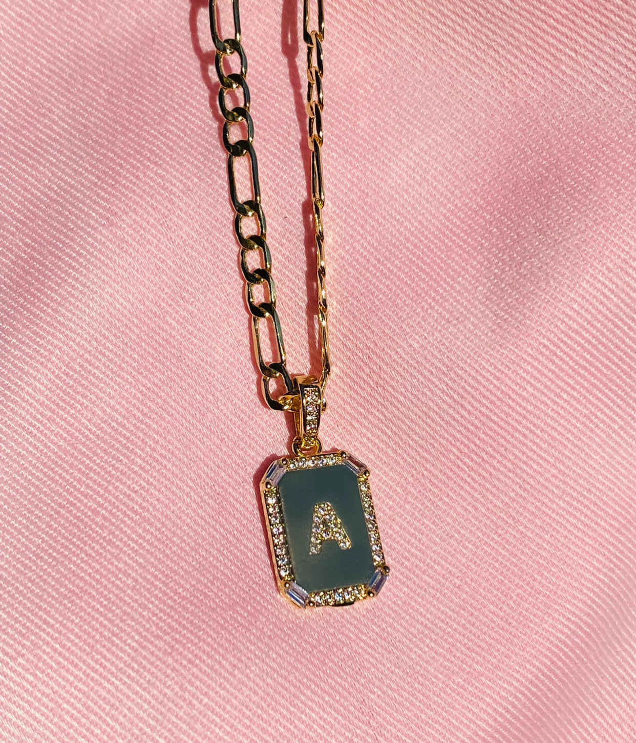 Baguette Initial Chain