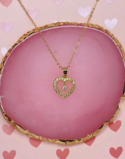 Corazon Necklace